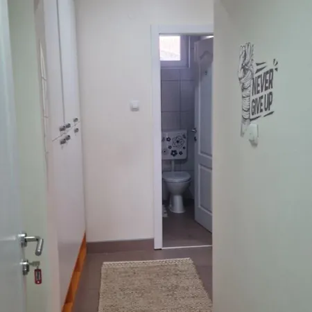 Guest house Plavi Dom