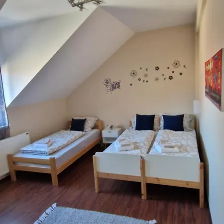 Guest house Plavi Dom